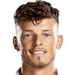 本·怀特补招入队,时隔四年重返三狮军团;旧日矛盾渐消,新帅青睐显露。 体育新闻 本·怀特补招入队,时隔四年重返三狮军团;旧日矛盾渐消,新帅青睐显露。 体育新闻