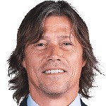 西甲球员合同解析:阿斯皮利奎塔续约条款与未来规划指南 体育新闻 西甲球员合同解析:阿斯皮利奎塔续约条款与未来规划指南 体育新闻