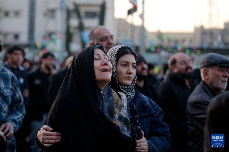 长期的动荡与权力的韧性:分析哈梅内伊政治生涯的生存逻辑 新闻