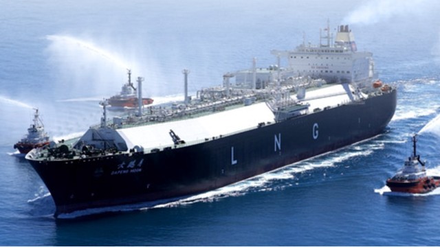 一场悄然的“减负”行动:成品油调价背后的民生账本与博弈 新闻 一场悄然的“减负”行动:成品油调价背后的民生账本与博弈 新闻