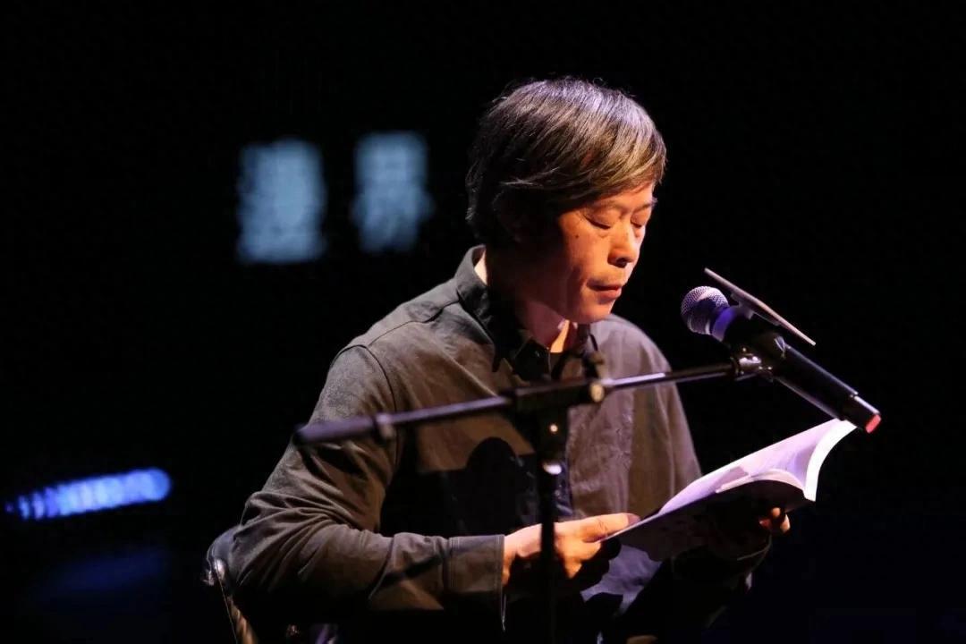 数学理性的诗性表达：哑石《拆解》的意象裂变与美学重构 文化旅游